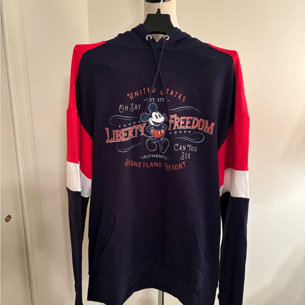 NWT Disneyland Resort Mickey Mouse Navy and Red Hoodie Men’s Size Medium